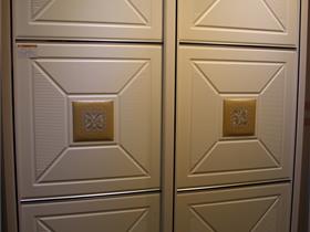 衣柜趟门. 经典四